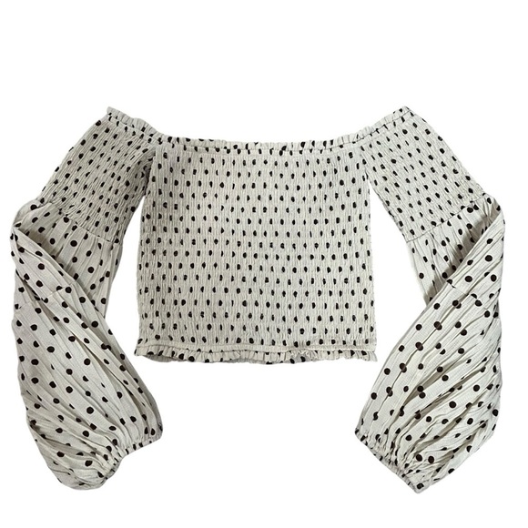 Line and Dot Off Shoulder Polka Dot Puff Sleeve Top - Picture 4 of 12